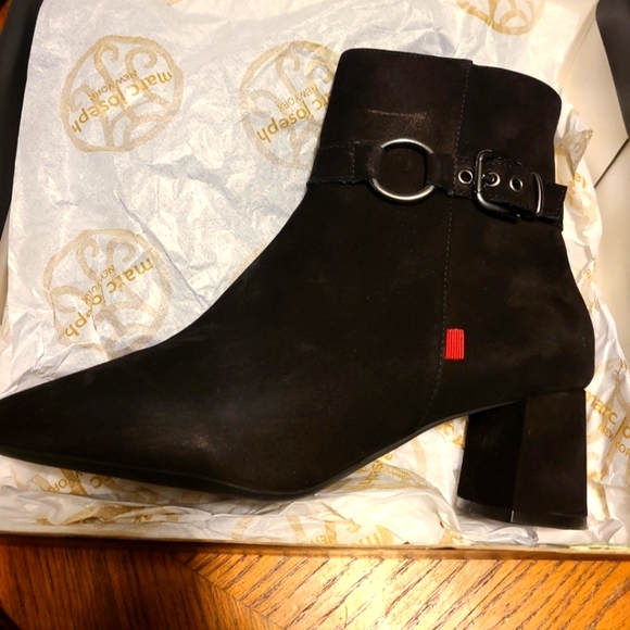 Marc Joseph Shoes - 🆕️Marc Joseph ny boots size 9 with heel Leather Comes in box Black Zip up side
